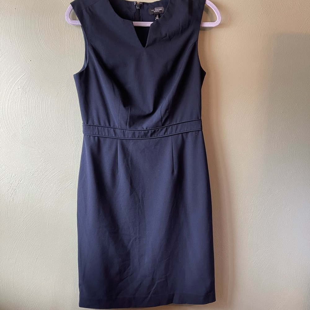 Work outfit | dress | knee length | navy blue